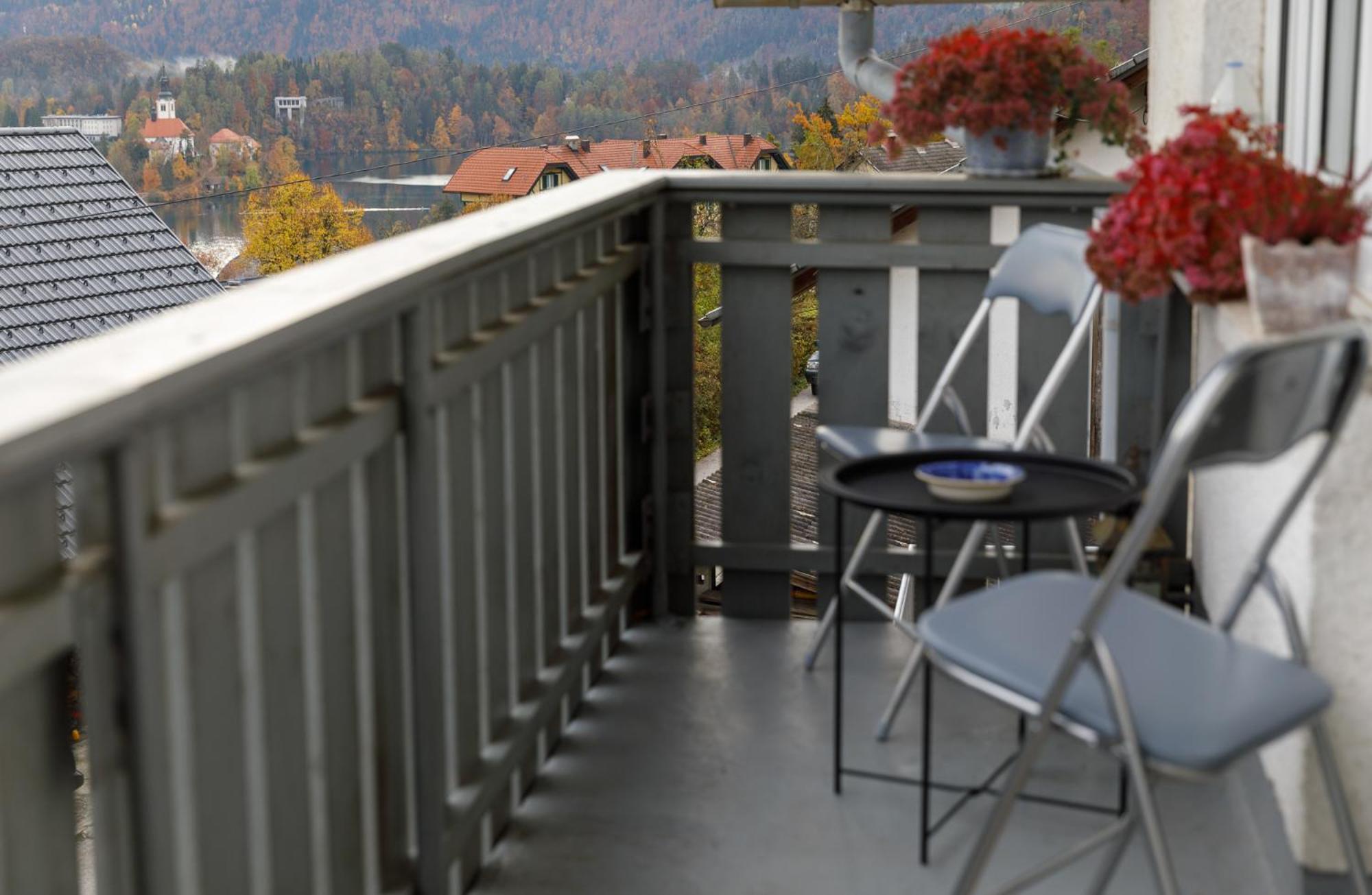 Apartment Mavrica Bled, Quiet Location, With A View Of The Lake Zewnętrze zdjęcie